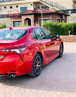 تۆیۆتا کامری